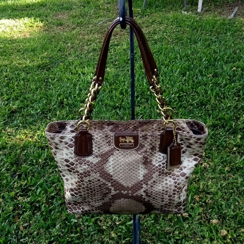 👜Snake print Coach bag 👜
